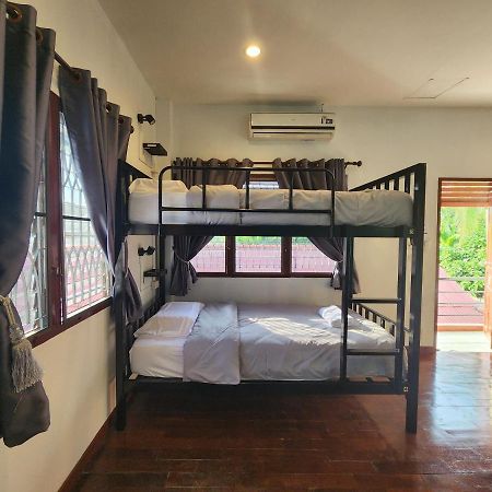 Blue Moon House - A Budget Hostel For Easy Travellers Chiang Mai Exterior photo